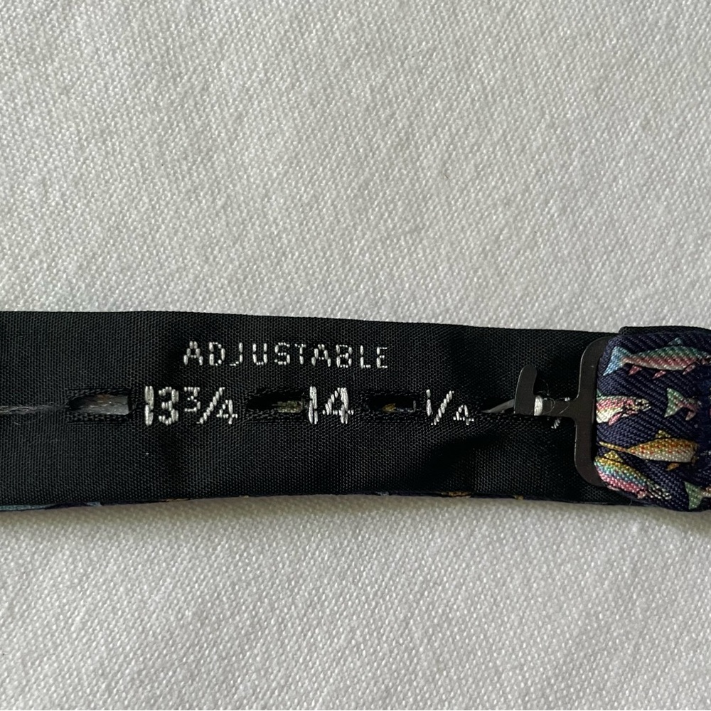 Vineyard Vines Adjustable Silk Fish Pattern Bow T… - image 5